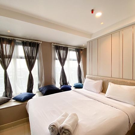 Simply And Comfortable 2Br Pollux Chadstone Apartment By Travelio Cikarang Bagian luar foto