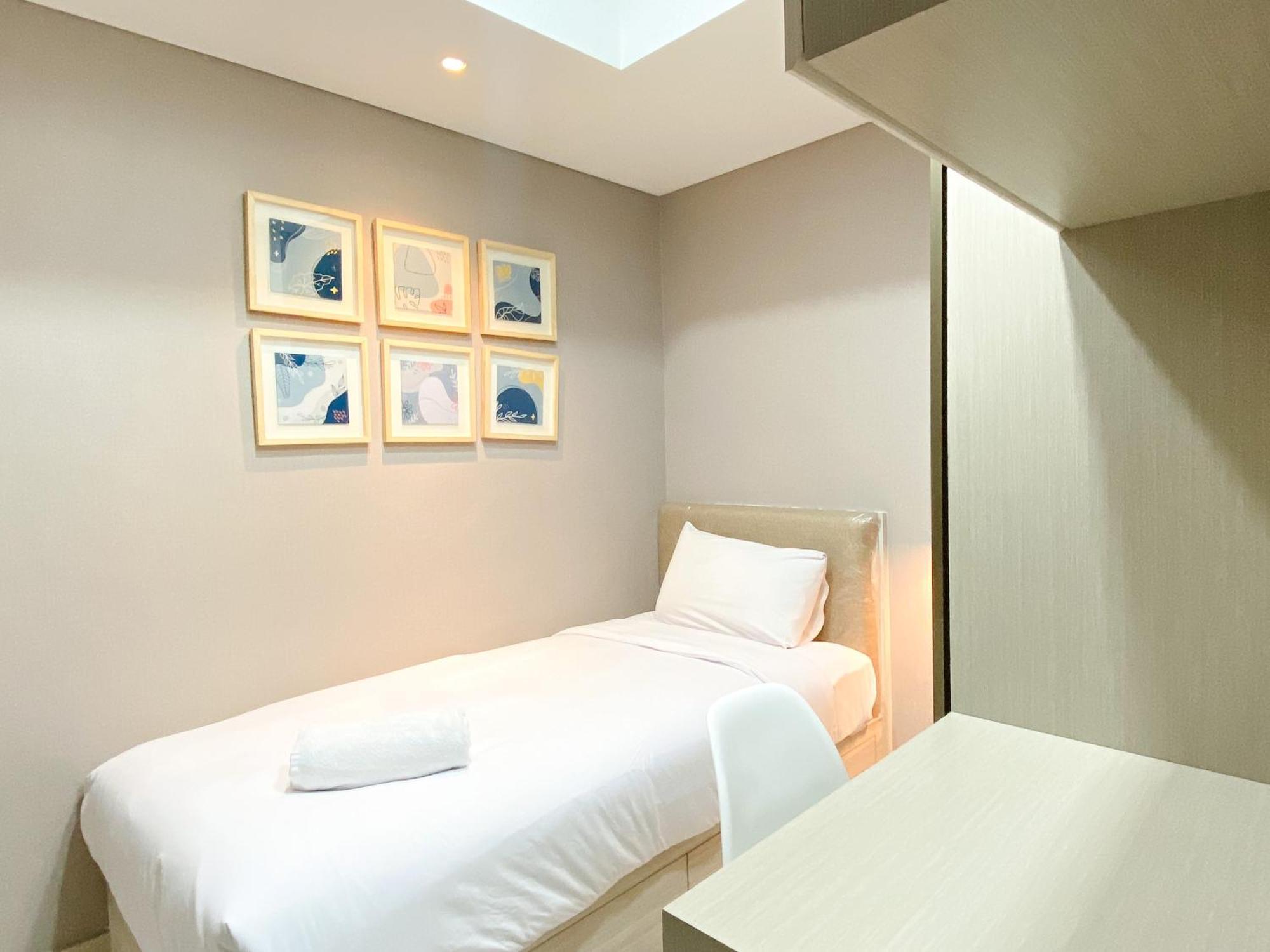 Simply And Comfortable 2Br Pollux Chadstone Apartment By Travelio Cikarang Bagian luar foto